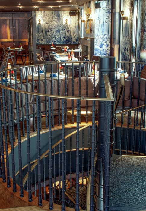 Duck & Rice Metal Staircase Duck & Rice Metal Staircase