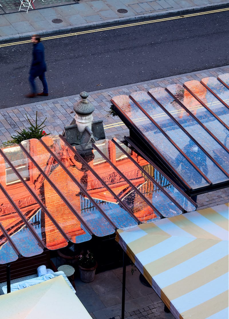 Metal Veranda with Glass Roof - Fine Iron Duck & Rice Metal Staircase