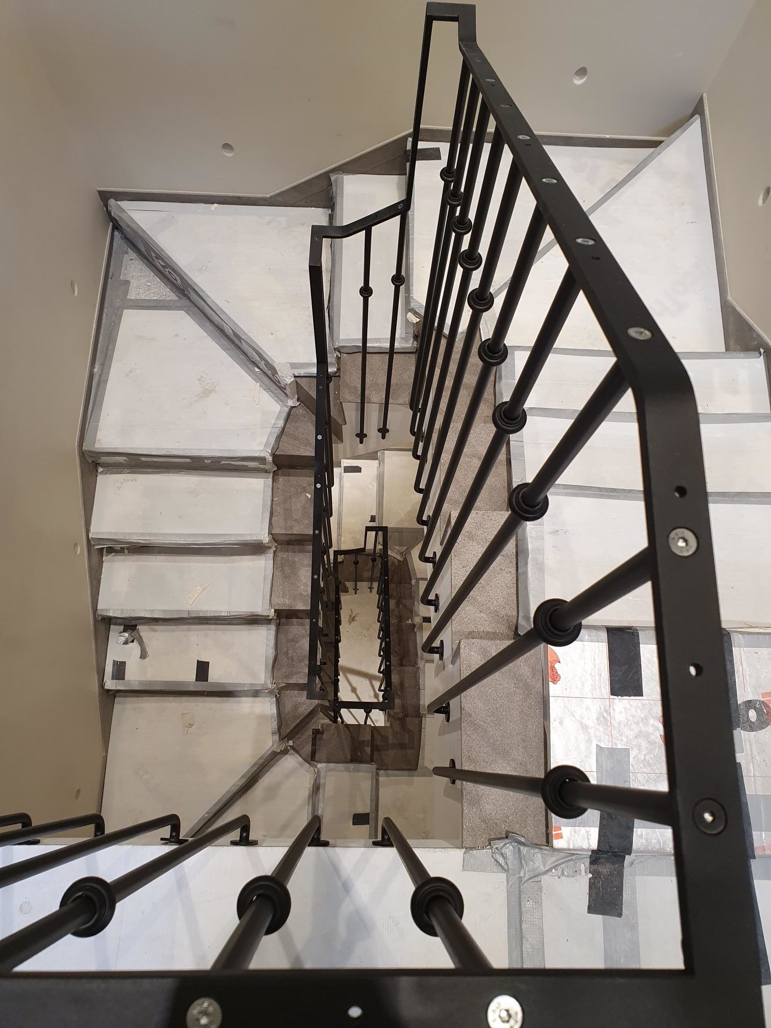 Metal_staircase_railing_cast_iron_balustrade_corerail Rear staircase balustrade for large new build 8