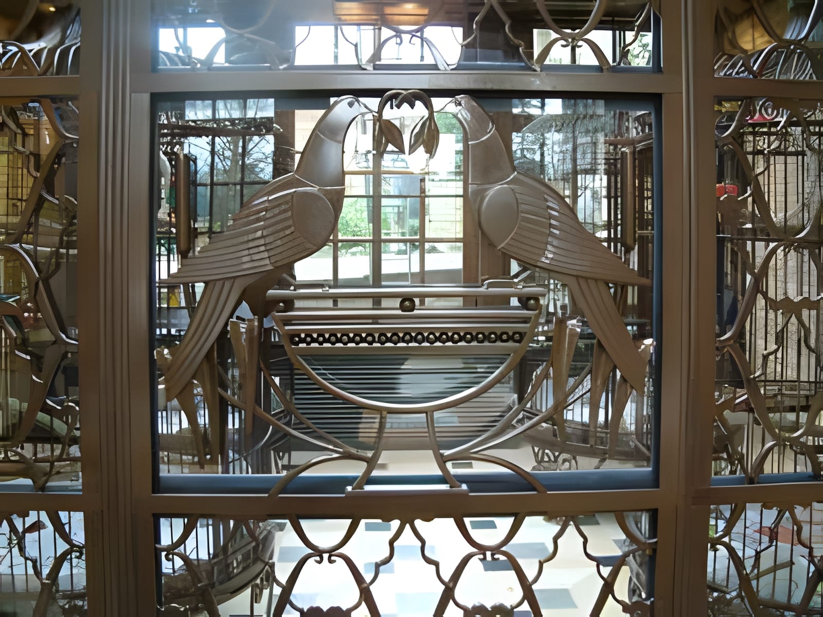 birds4bg-6_ Wrought Iron Aviary