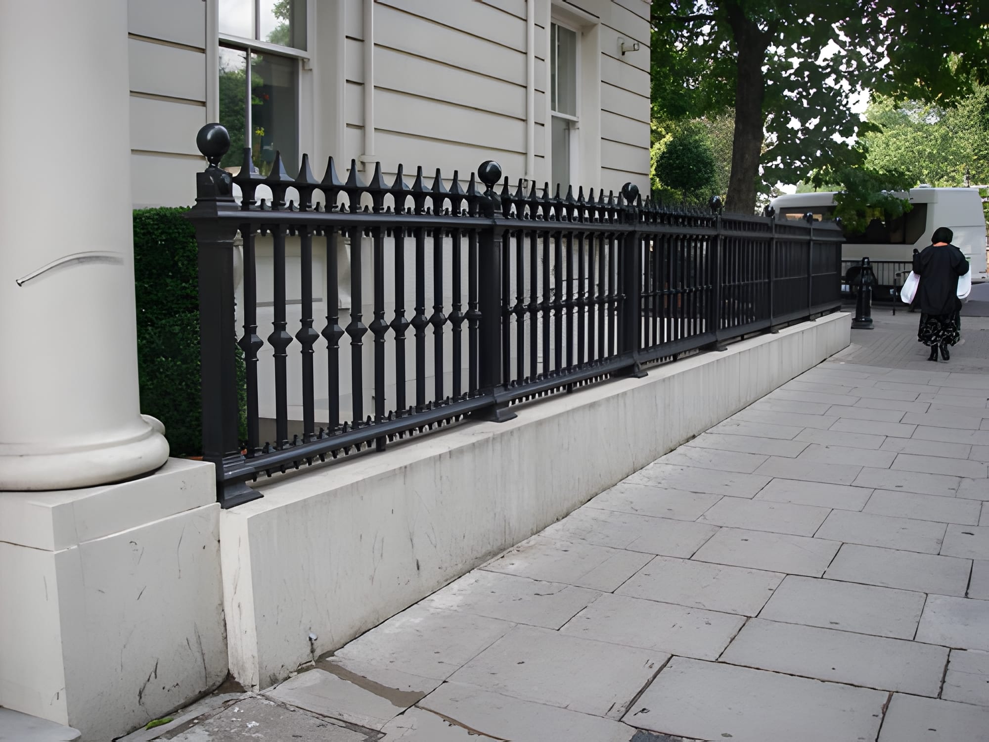 Cast Iron Railings & Finials - Palace Gate, London Cast Iron Railings & Finials - Palace Gate, London